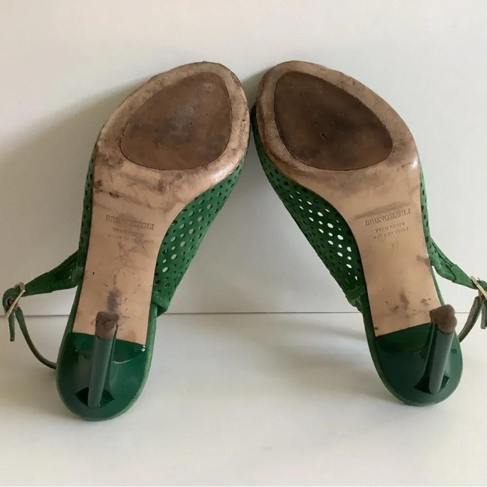 Bruno Magli Green Peep-Toe Heels - Picture 8 of 11
